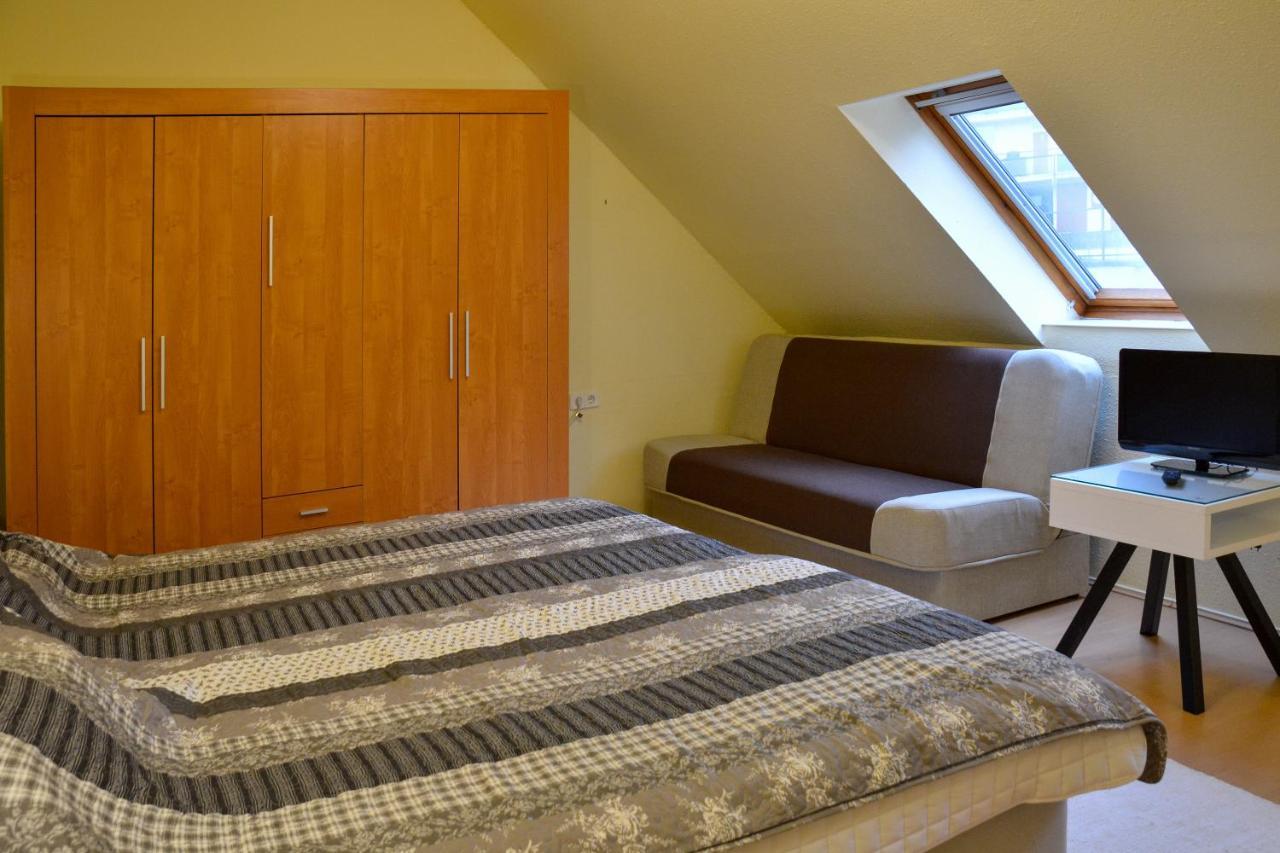 Afrodite Apartmanhaz Eger Luaran gambar