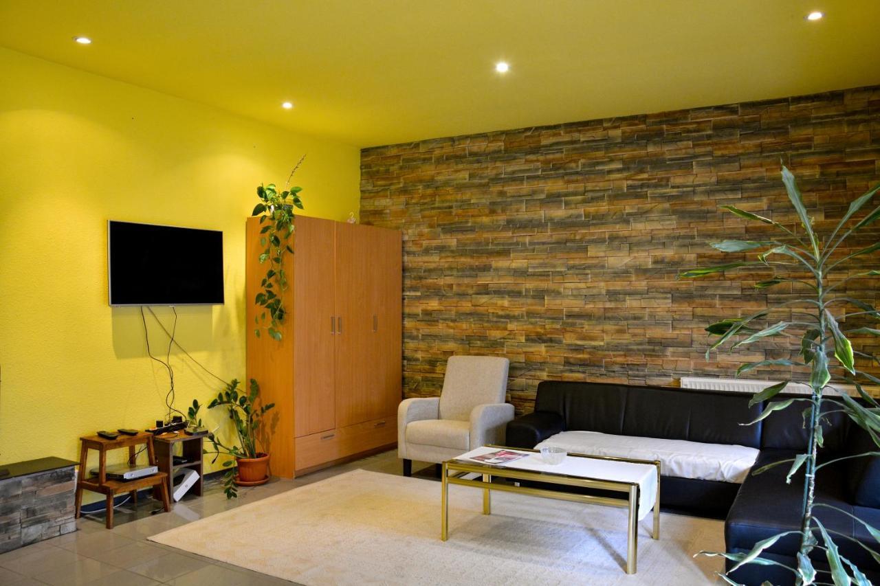 Afrodite Apartmanhaz Eger Luaran gambar